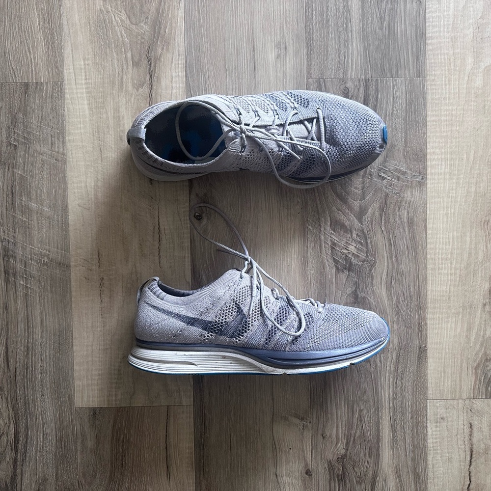Nike flyknit trainer one size 11